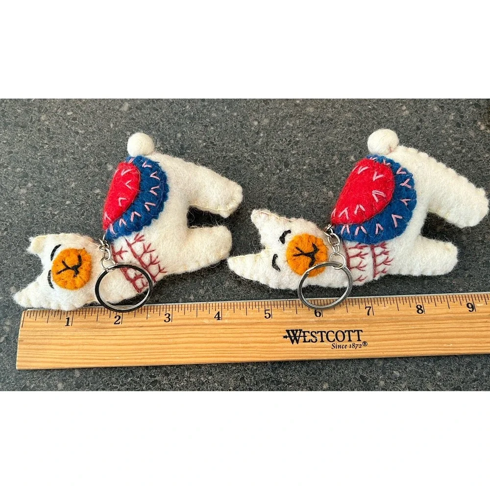 Llama Alpaca Key Rings Chain Hand Made Ornaments 100%‎ Wool set of 2